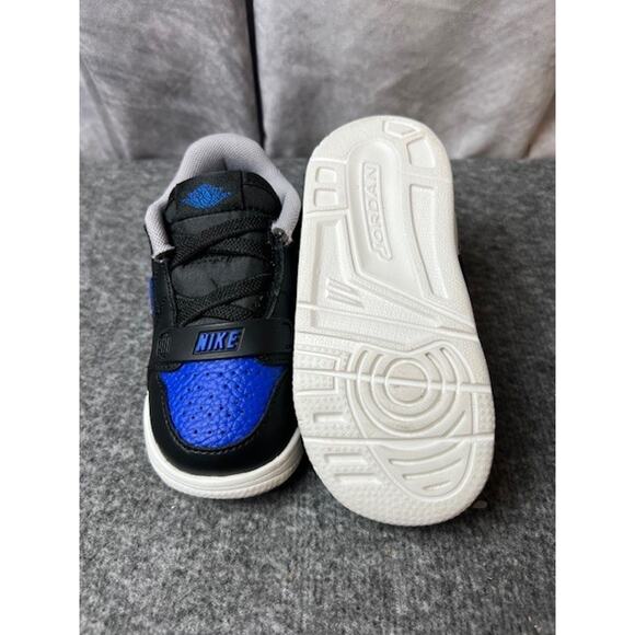 Kid Jordan Legacy 312 Low CD9055 Size 7C Black White Cement Grey Game Royal - Picture 6 of 8